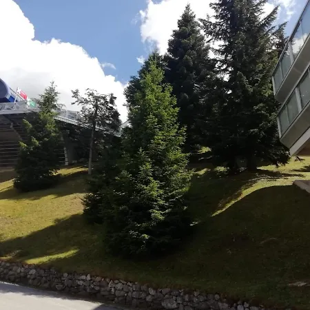 Vetrate Sul Bosco Apartment Marilleva